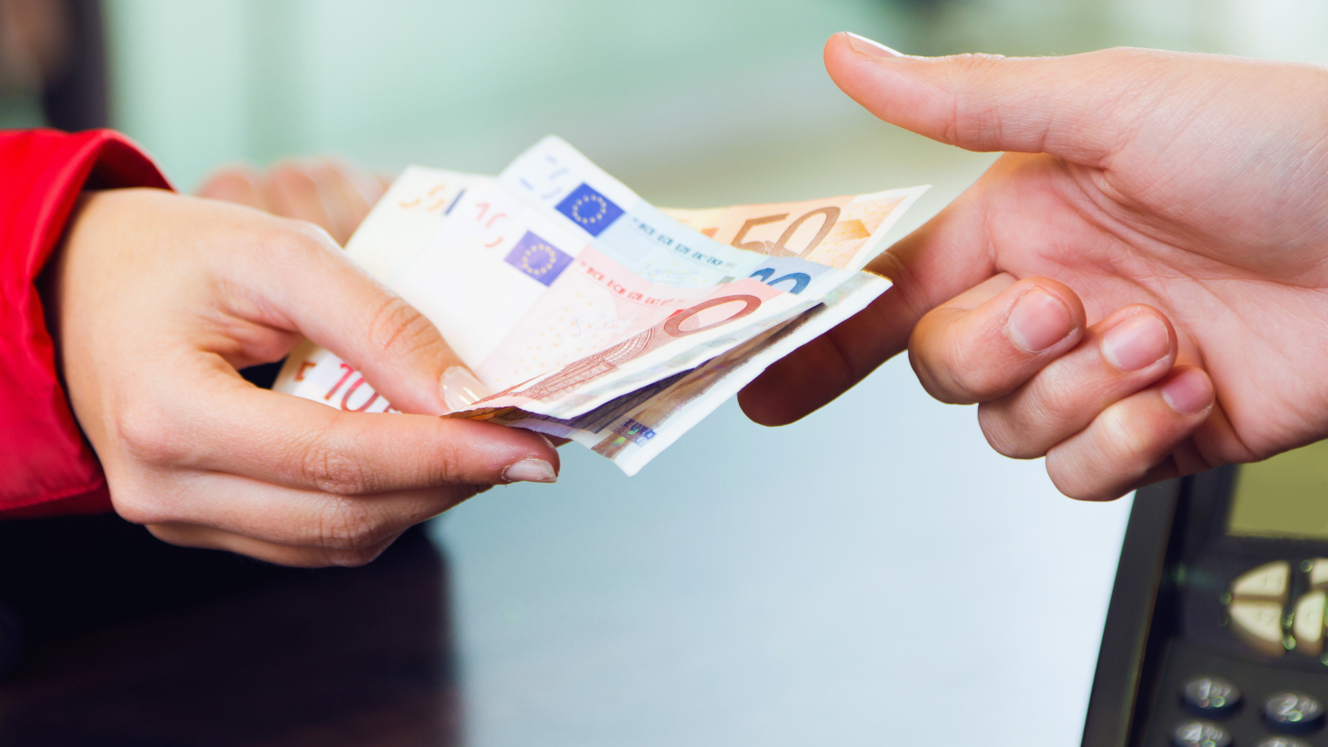 How Much to Pay Employees: A Guide to Competitive Compensation Strategies